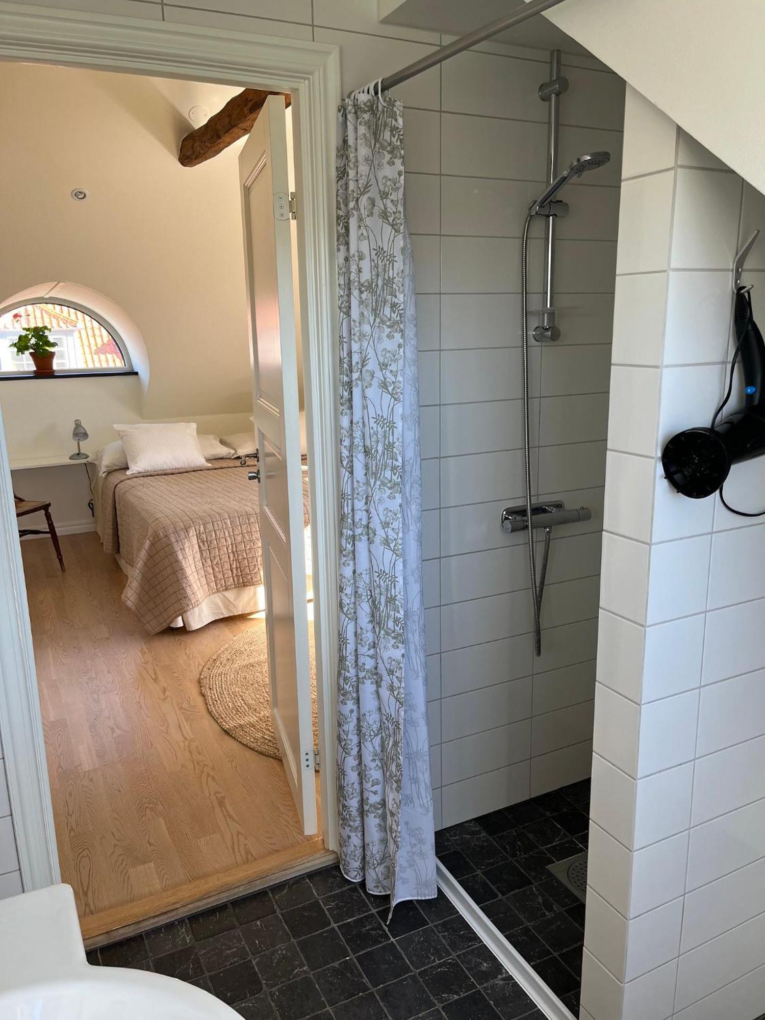 Svanbergs Gaestrum B&B Hammenhog ภายนอก รูปภาพ