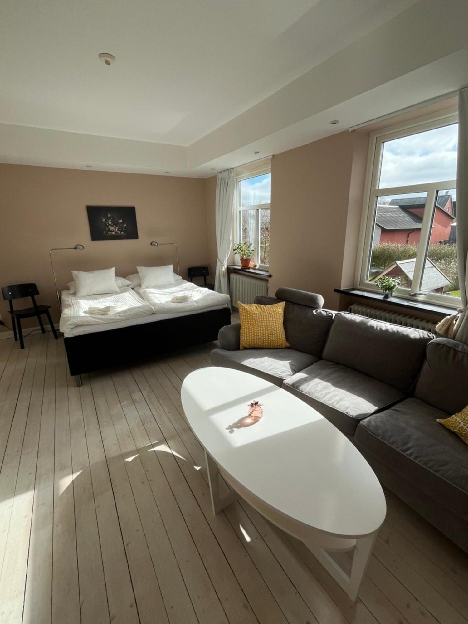 Svanbergs Gaestrum B&B Hammenhog ภายนอก รูปภาพ